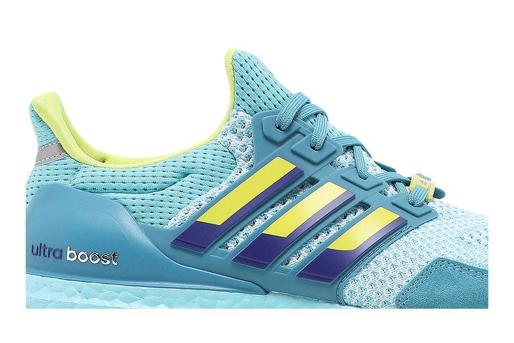adidas Ultra Boost DNA 1.0 Aqua ZX 8000