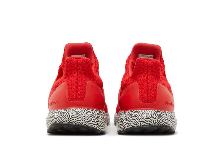 adidas Ultra Boost DNA Vivid Red