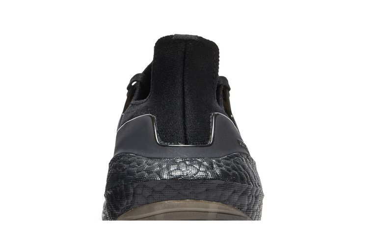 adidas Ultra Boost 22 Triple Black