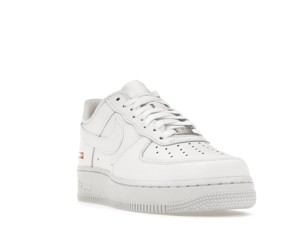 Nike Air Force 1 Low Supreme White